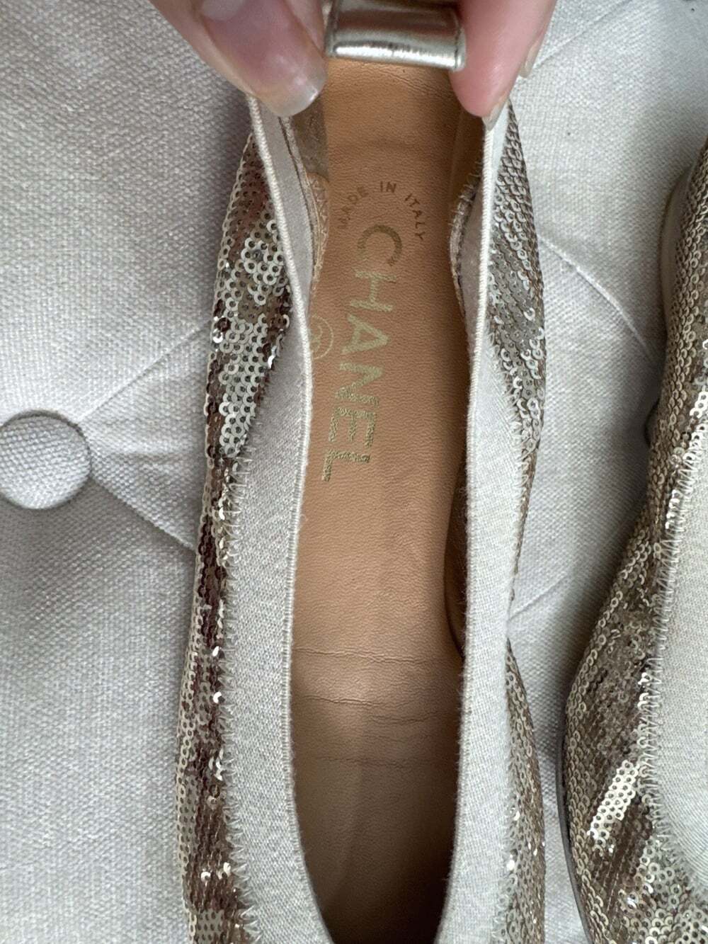 Authentic CHANEL Gold Sequin Cap-Toe Ballet Flats – Size 39 (US 8/8.5) - Picture 4 of 9